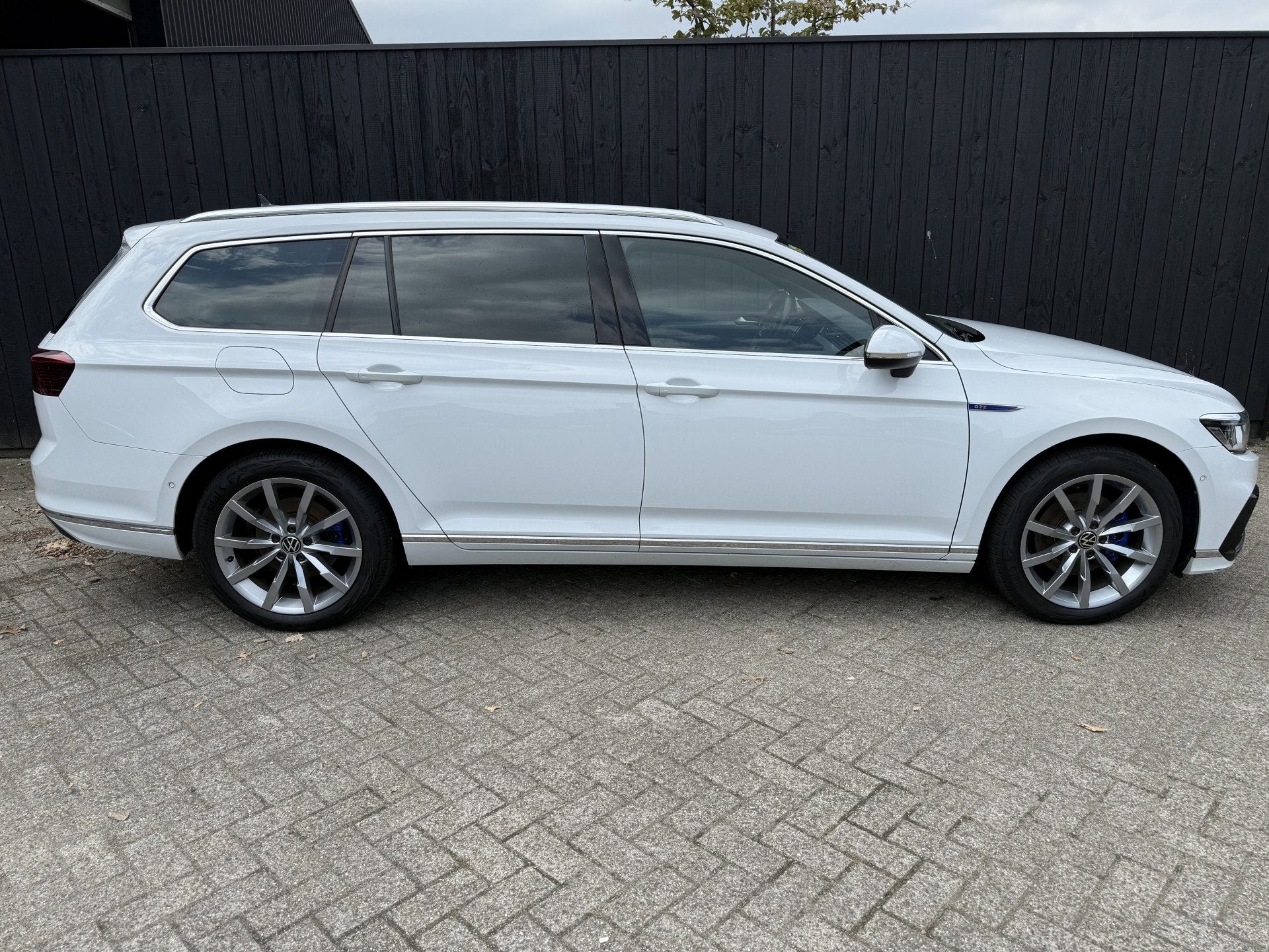 Volkswagen Passat Variant 1.4 TSI PHEV GTE Business, 12 maanden, Gebruikt, 4 cilinders, Wit