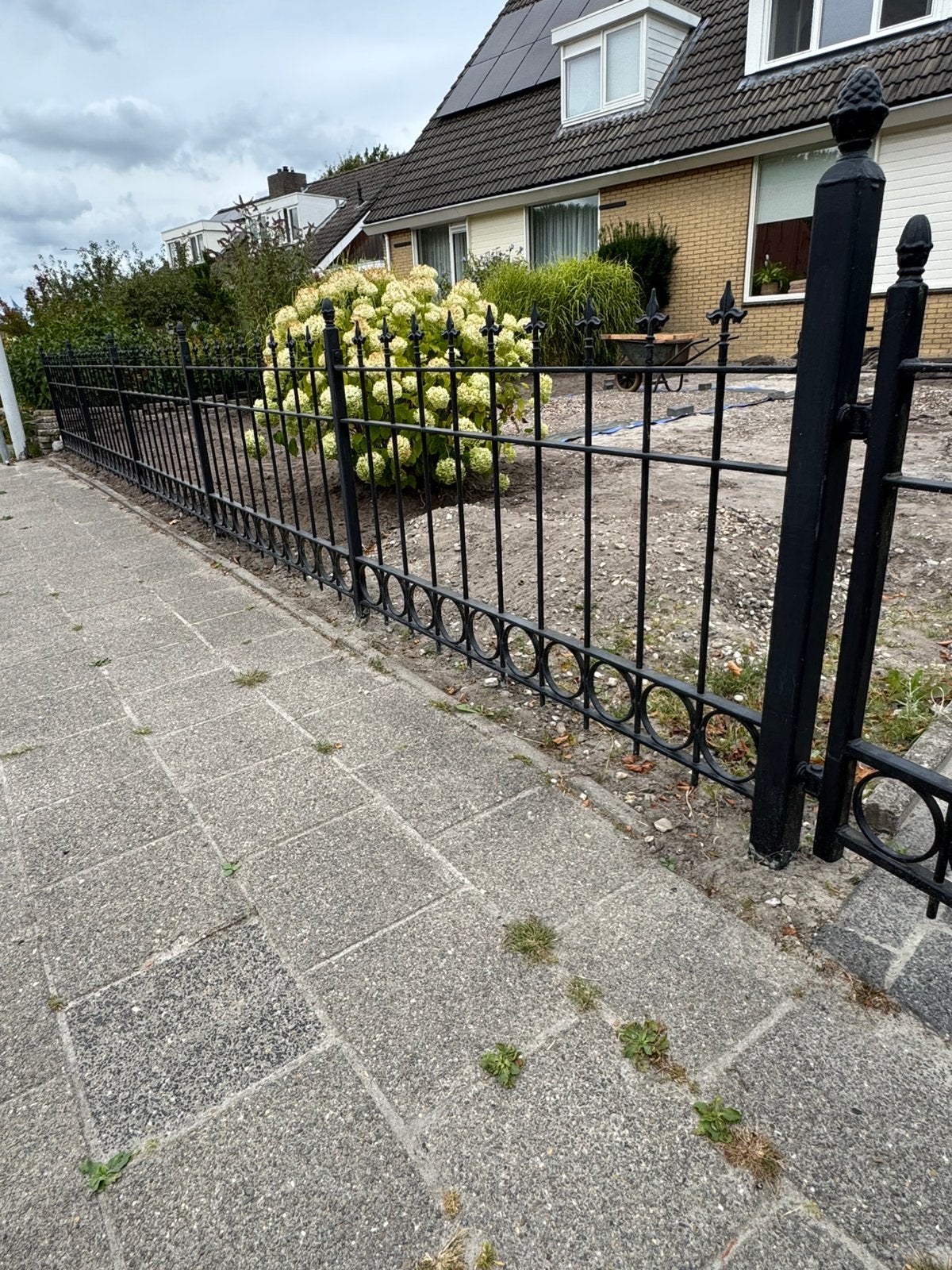 Ijzeren hekwerk / sierhek met punten en poort, Ophalen, Gebruikt, IJzer, Sierhekwerk