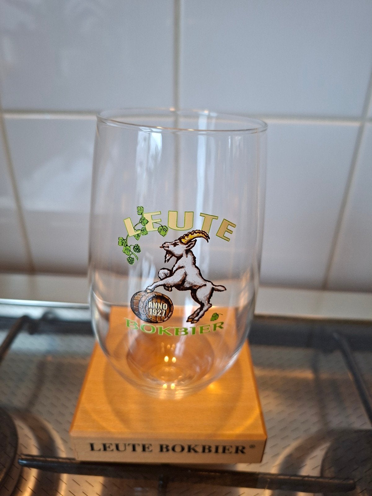 Leute Bokbier Glas Z.G.A.N zie foto's, Ophalen of Verzenden, Zo goed als nieuw, Bierglas