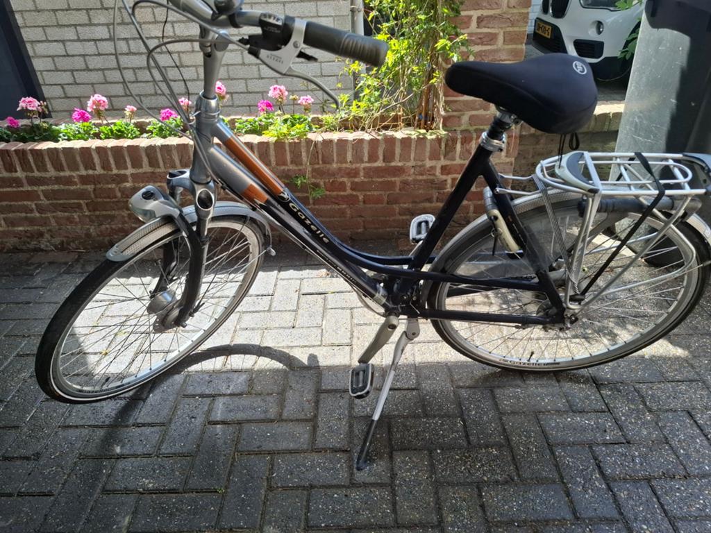 Gazelle damesfiets met lage instap en versnellingen, Ophalen, Gebruikt, Velgrem, Versnellingen