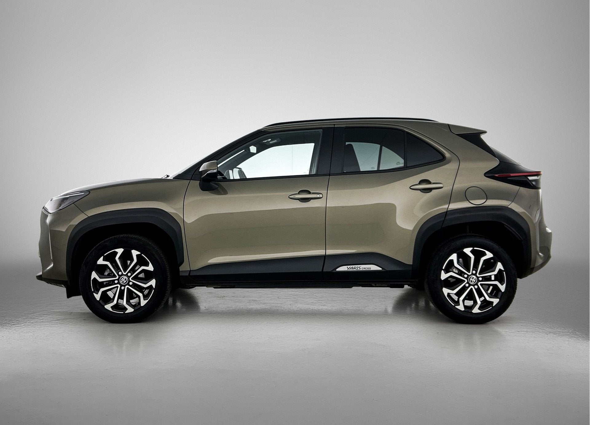 Toyota Yaris Cross 1.5 Hybrid Dynamic | Navigatie | Climate, Auto's, 12 maanden, Stof, Gebruikt, 116 pk