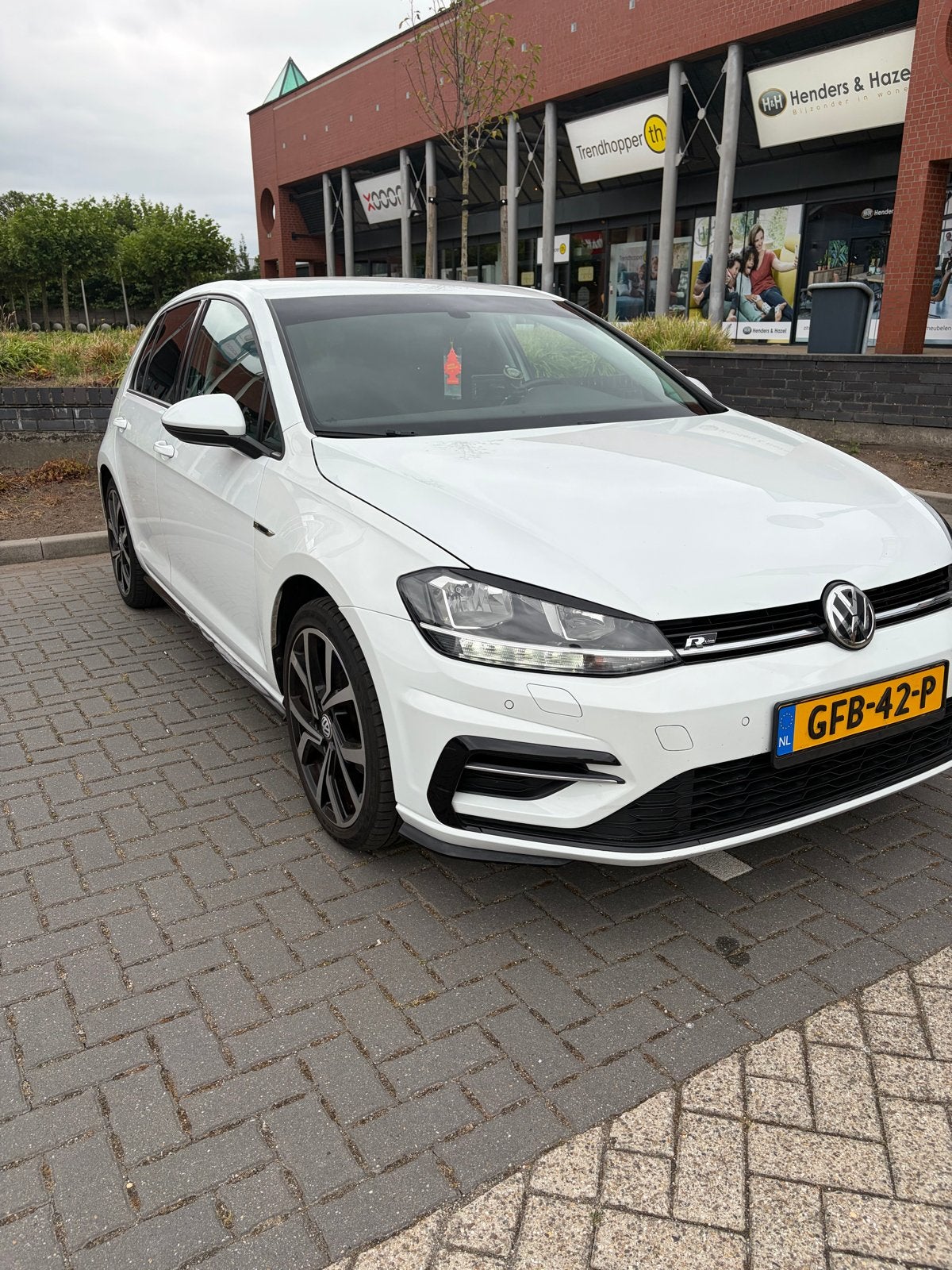 Volkswagen Golf 1.0 TSI 115pk 2020 Wit, Auto's, Volkswagen, 620 kg, Wit, Handgeschakeld, 115 pk