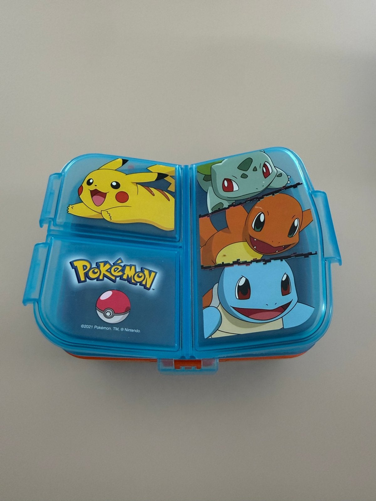 Pokemon lunchbox met 3 vakken - Zo goed als nieuw!, Ophalen of Verzenden, Zo goed als nieuw