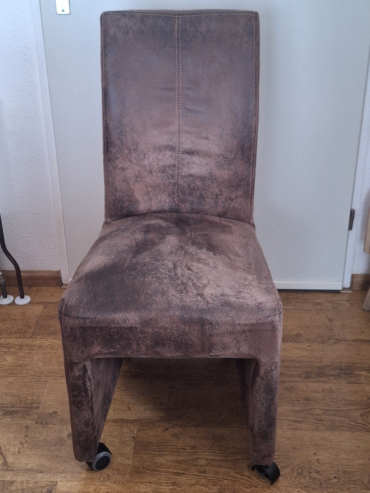 Gratis 4 eetkamerstoelen, Huis en Inrichting, Ophalen, Gebruikt