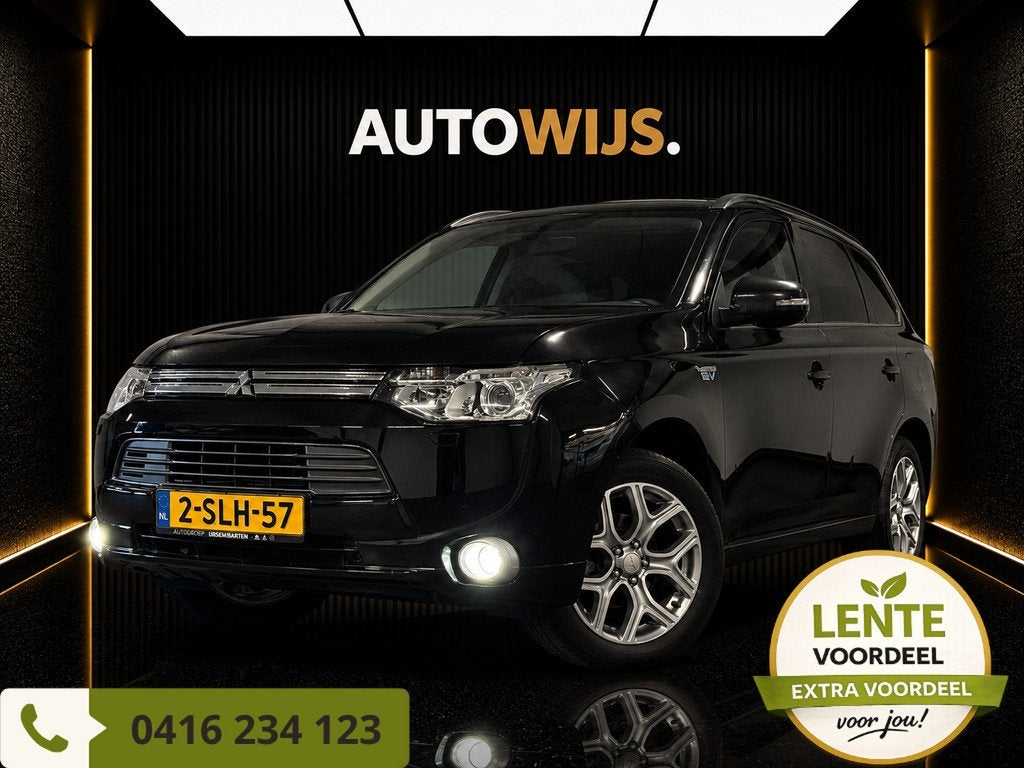 Mitsubishi Outlander 2.0 PHEV Instyle|LEDER|PANO|TREKHAAK|CA, 4 cilinders, Vierwielaandrijving, Hybride Elektrisch/Benzine, SUV of Terreinwagen