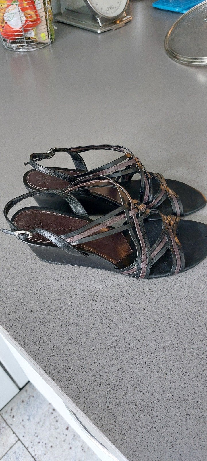Clarks Sandalen 1x gedragen, Ophalen of Verzenden, Zo goed als nieuw, Bruin