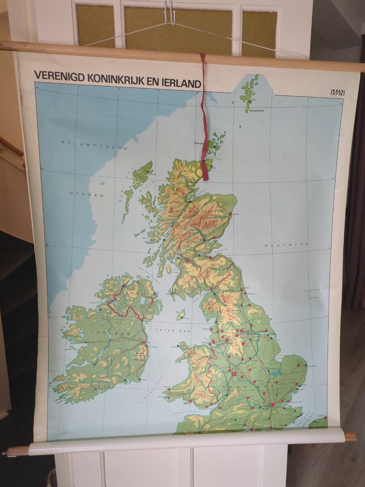 Grote wandkaart Verenigd Koninkrijk en Ierland, Boeken, Ophalen