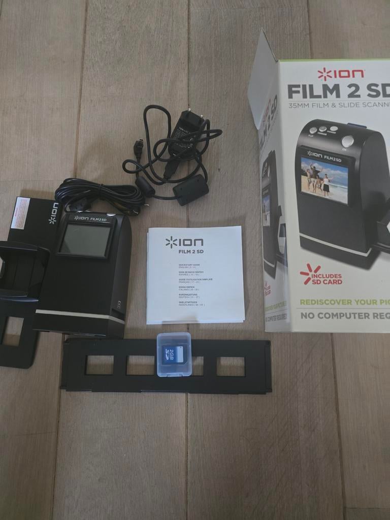ION Film 2 SD - 35mm Film & Dia Scanner met SD-kaart, Computers en Software, Diascanner, Ophalen of Verzenden, Zo goed als nieuw