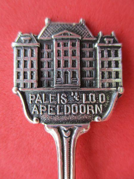 (A3098) Koningshuis Apeldoorn Paleis t Loo, Ophalen of Verzenden, Gebruikt, Overige materialen, Bestek