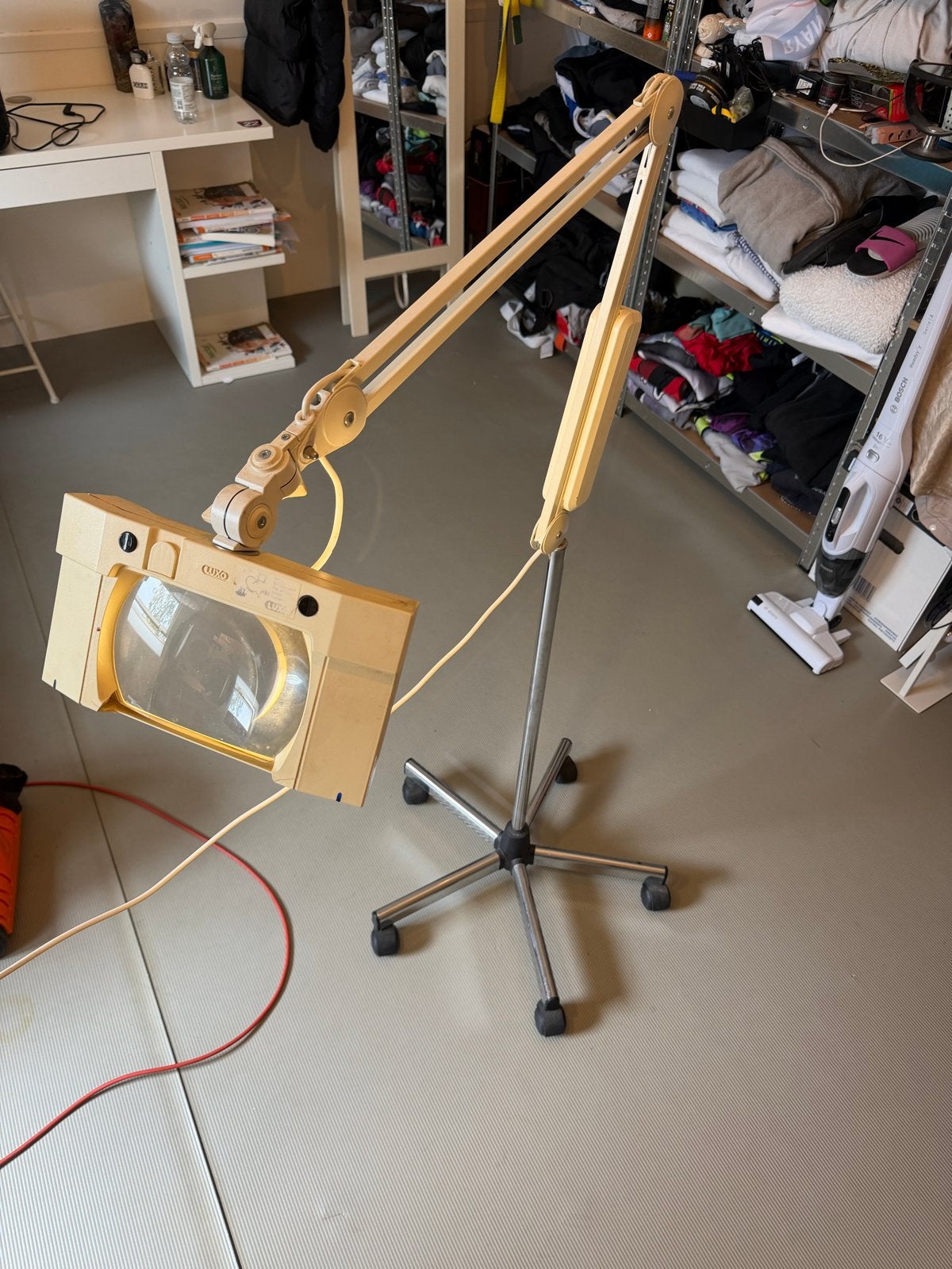 Luxo Loeplamp - Ideaal voor precisiewerk, Ophalen, Gebruikt, Loeplamp