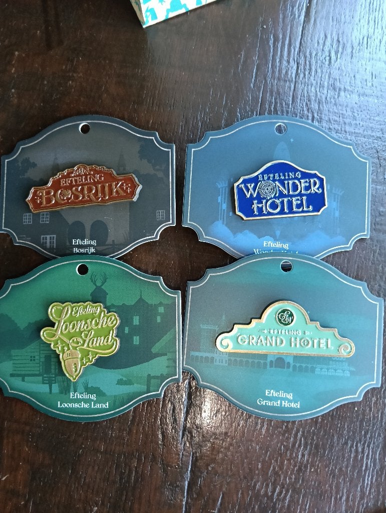 Efteling pins verblijf accomodaties, Verzenden, Nieuw, Button of Speldje