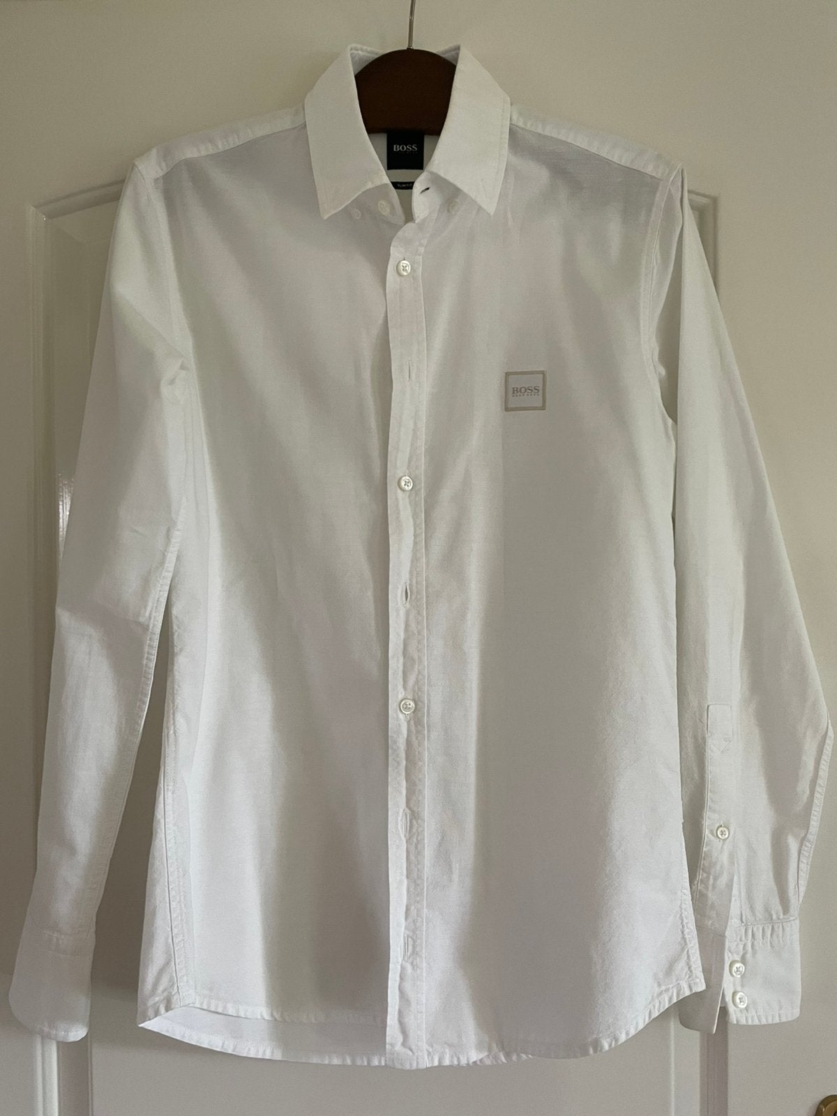 Overhemd HUGO BOSS . Wit S slimfit ., Kleding | Heren, Overhemden, Ophalen of Verzenden, Zo goed als nieuw, Wit, Halswijdte 38 (S) of kleiner
