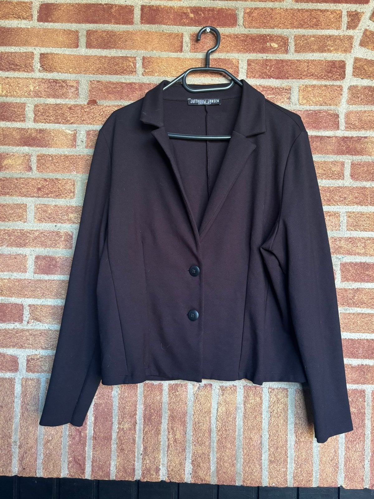 Zeer mooi orgineel juffrouw jansen jasje maat XXL, Kleding | Dames, Ophalen, Zo goed als nieuw, Maat 46/48 (XL) of groter, Zwart