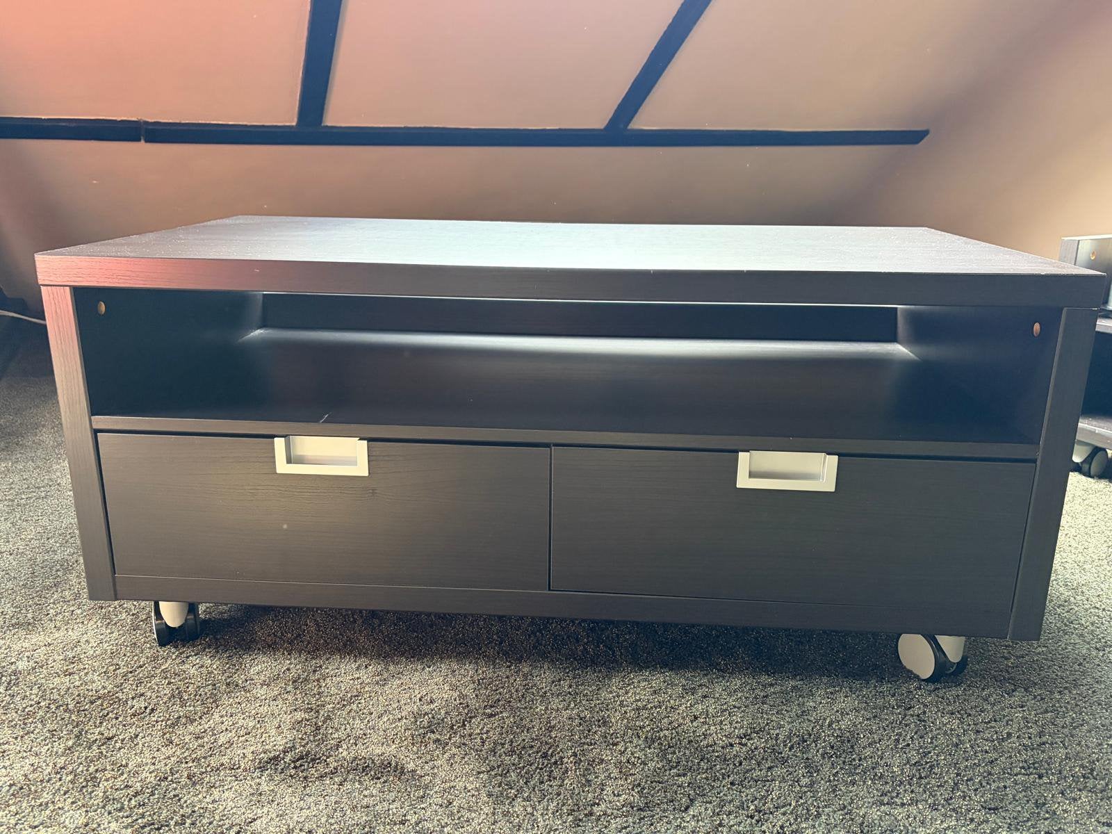 Ikea tv-meubel met twee lades, op wieltjes, Ophalen, Gebruikt, 100 tot 150 cm, 150 tot 200 cm