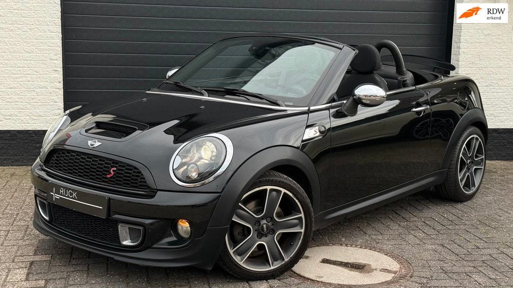 MINI Roadster 1.6 Cooper S Chili | JCW | Xenon | Stoelverwar, Auto's, Mini, Voorwielaandrijving, Gebruikt, Zwart, 4 cilinders