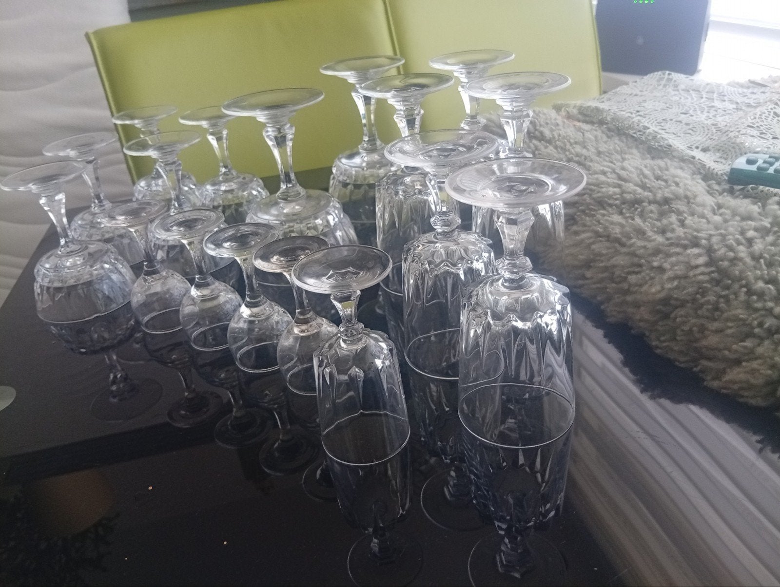 Set van diverse kristallen wijnglazen, Ophalen