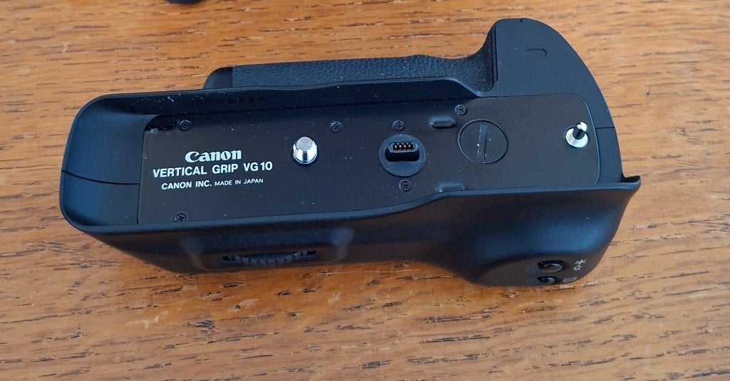Foto 6 van Canon EOS 5 body met Canon Vertical Grip VG 10