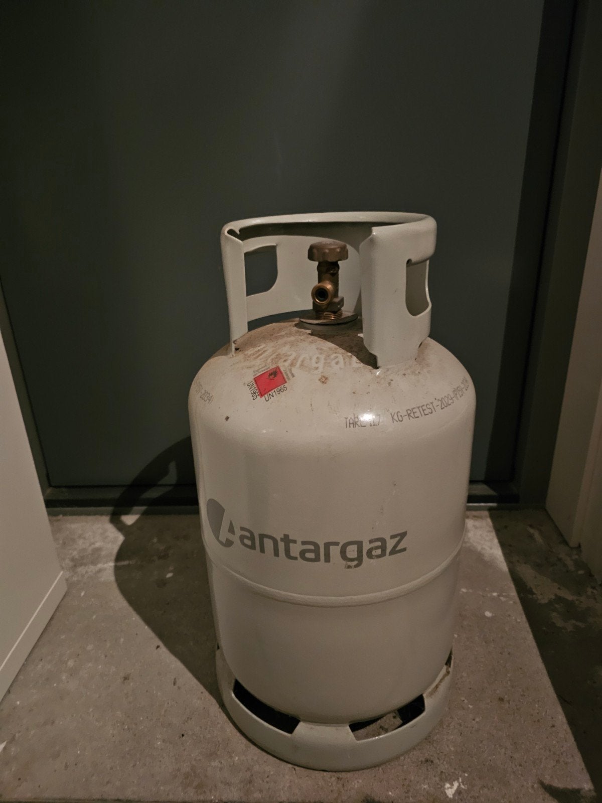 grote gasfles, Ophalen