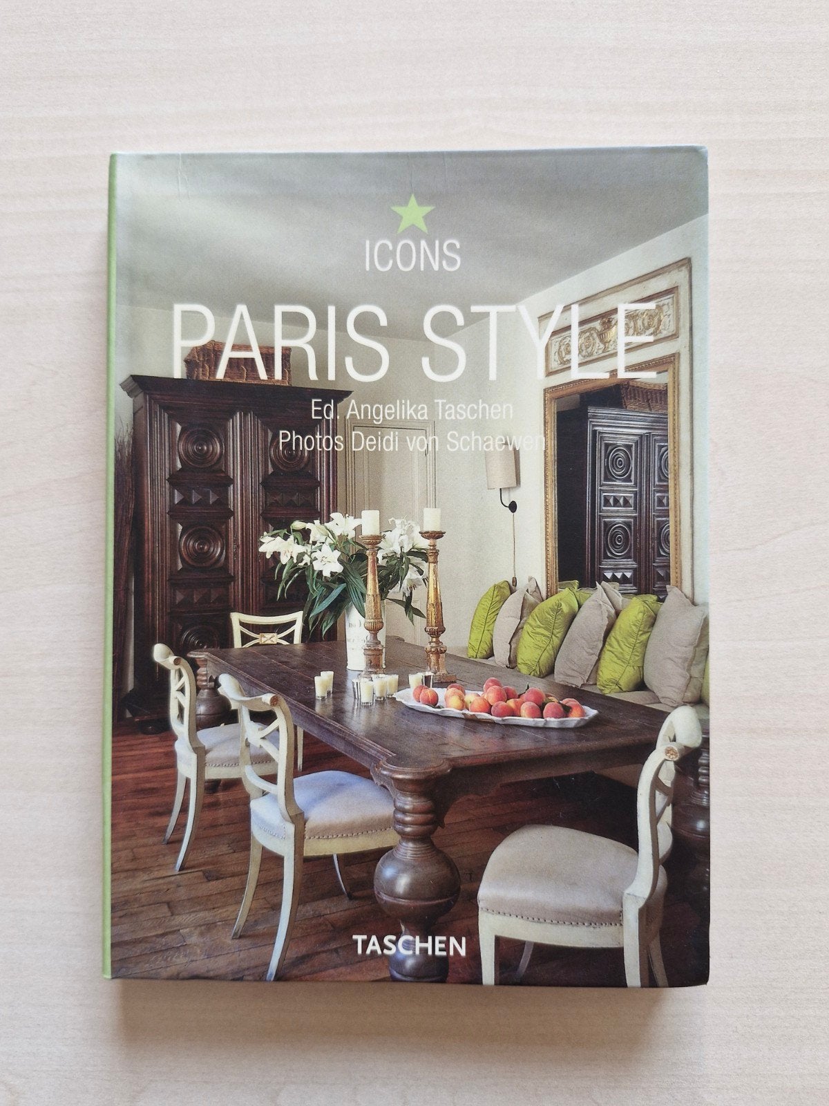 Icons Paris Style - Ed. Angelika Taschen, Ophalen of Verzenden, Gelezen, Overige onderwerpen, Angelika Taschen