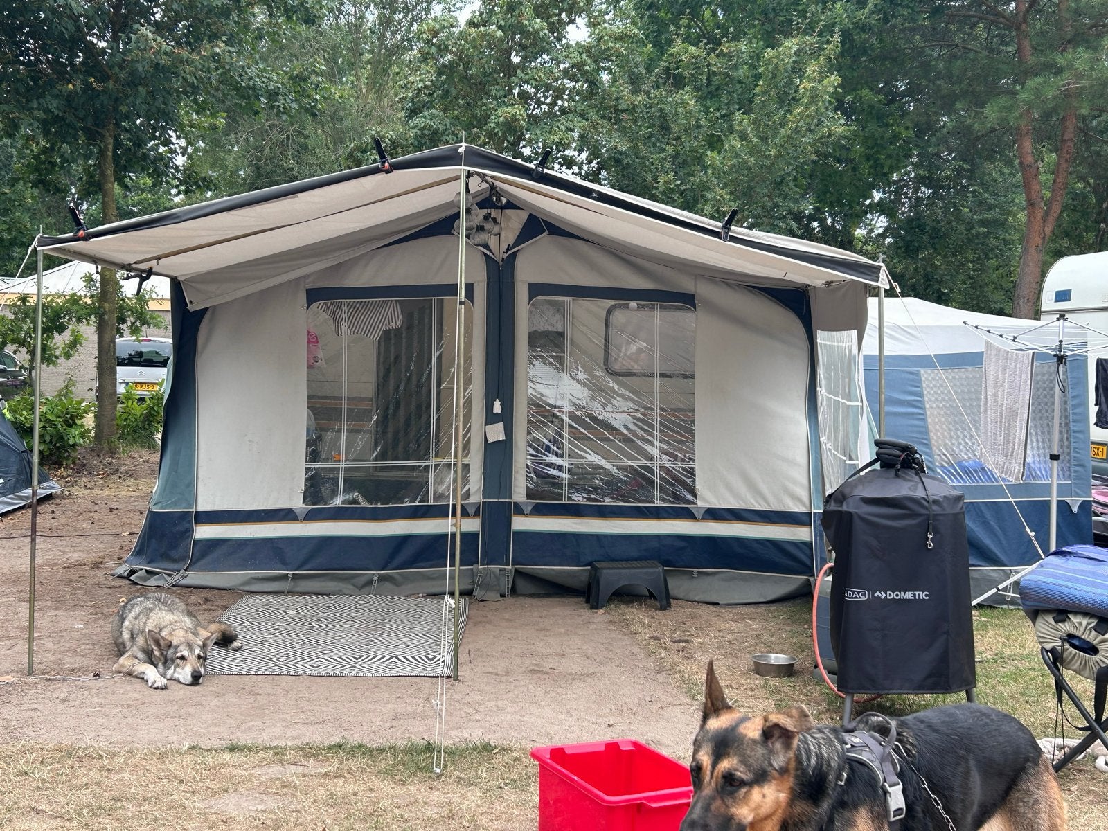 Holiday voortent en luifel maat 7, Ophalen, Gebruikt, Tot en met 4