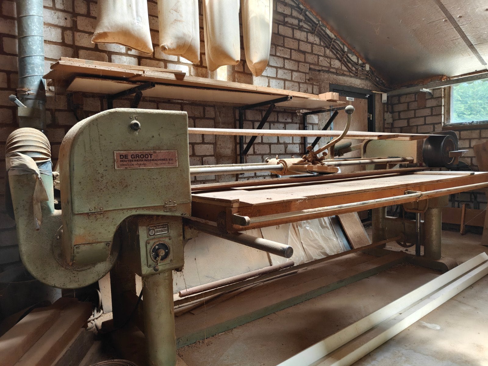 Grote bandschuurmachine voor houten bladen - De Groot, Ophalen of Verzenden