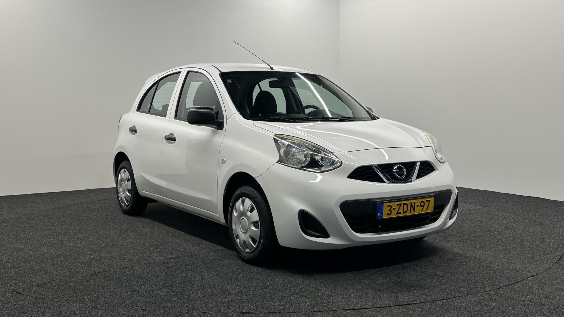Nissan Micra 1.2 DIG-S Visia AIRCO 5 DEURS., Voorwielaandrijving, Euro 5, Stof, Gebruikt
