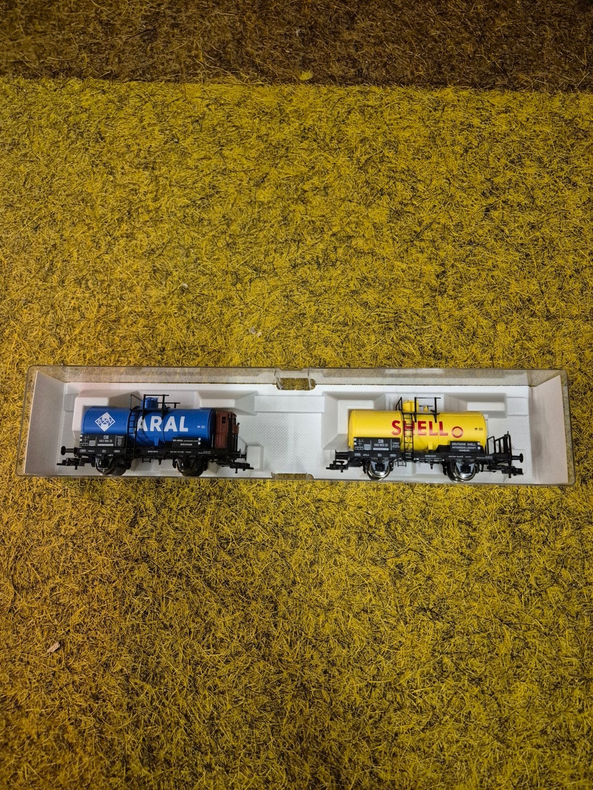 Fleischmann 82 5430 Shell & Aral ketelwagons H0, Ophalen of Verzenden, Nieuw, Wagon, Fleischmann