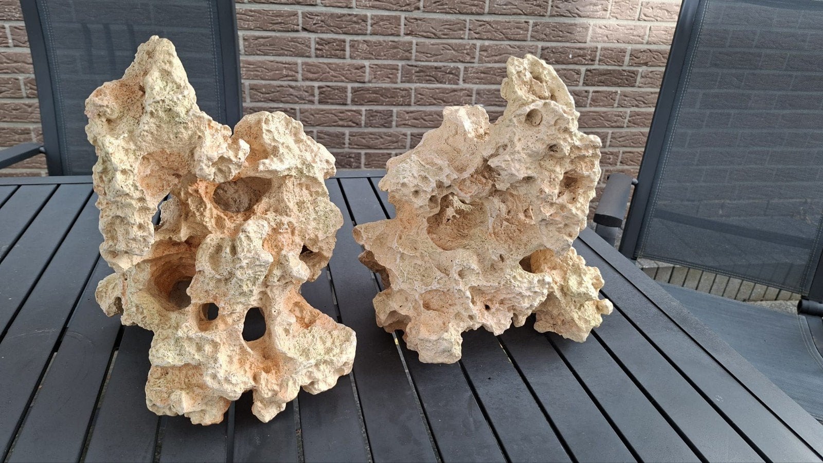 2 mooie grote aqua d ella moon stenen rotsen maat xl, Ophalen of Verzenden, Zo goed als nieuw, Plant(en), Steen of Hout