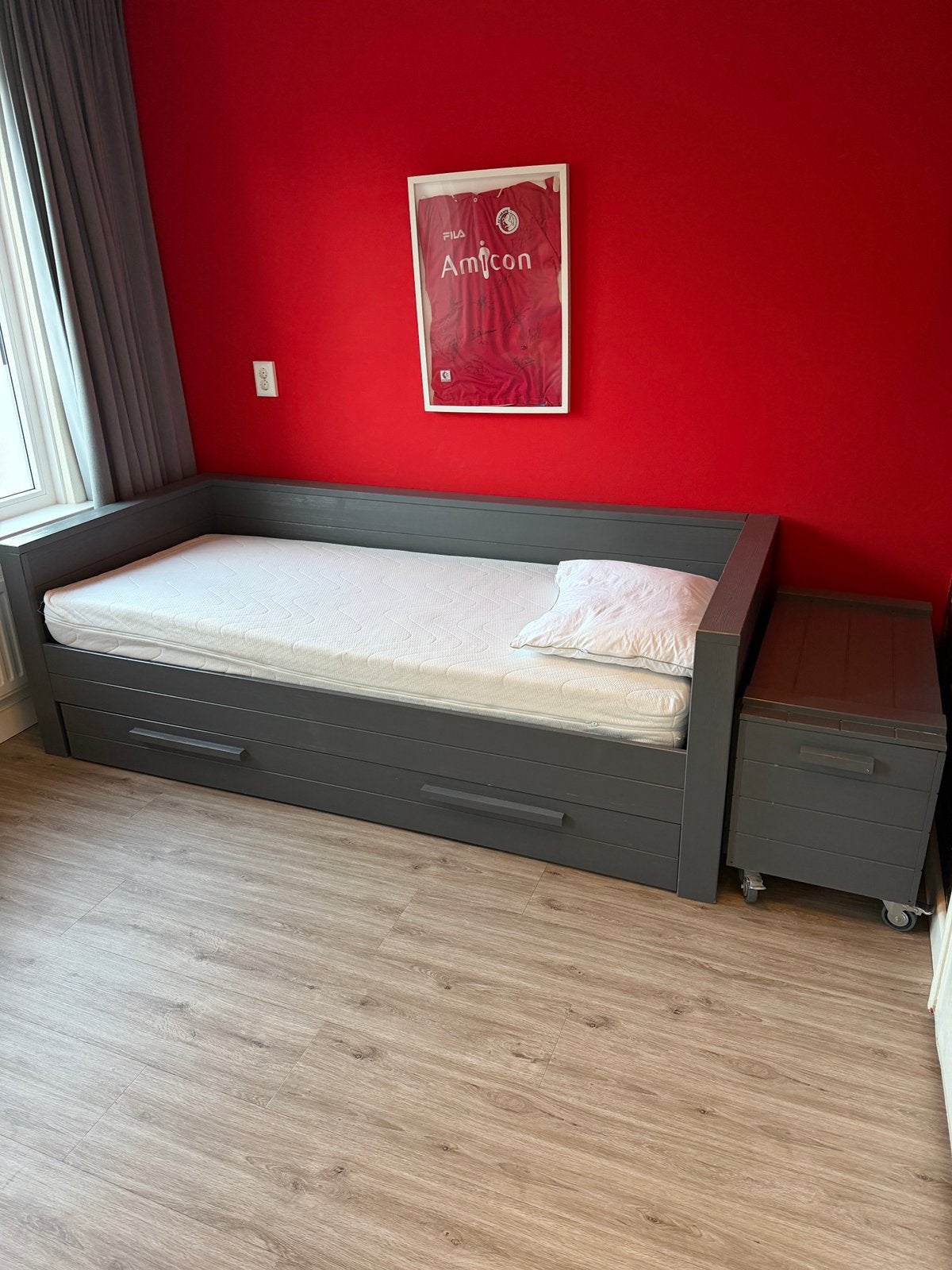 Kinderbed WOOOD Dennis 90x200 1persoons. Met speelgoed box., Huis en Inrichting, Slaapkamer | Bedden, Ophalen, 90 cm, WOOD Dennis