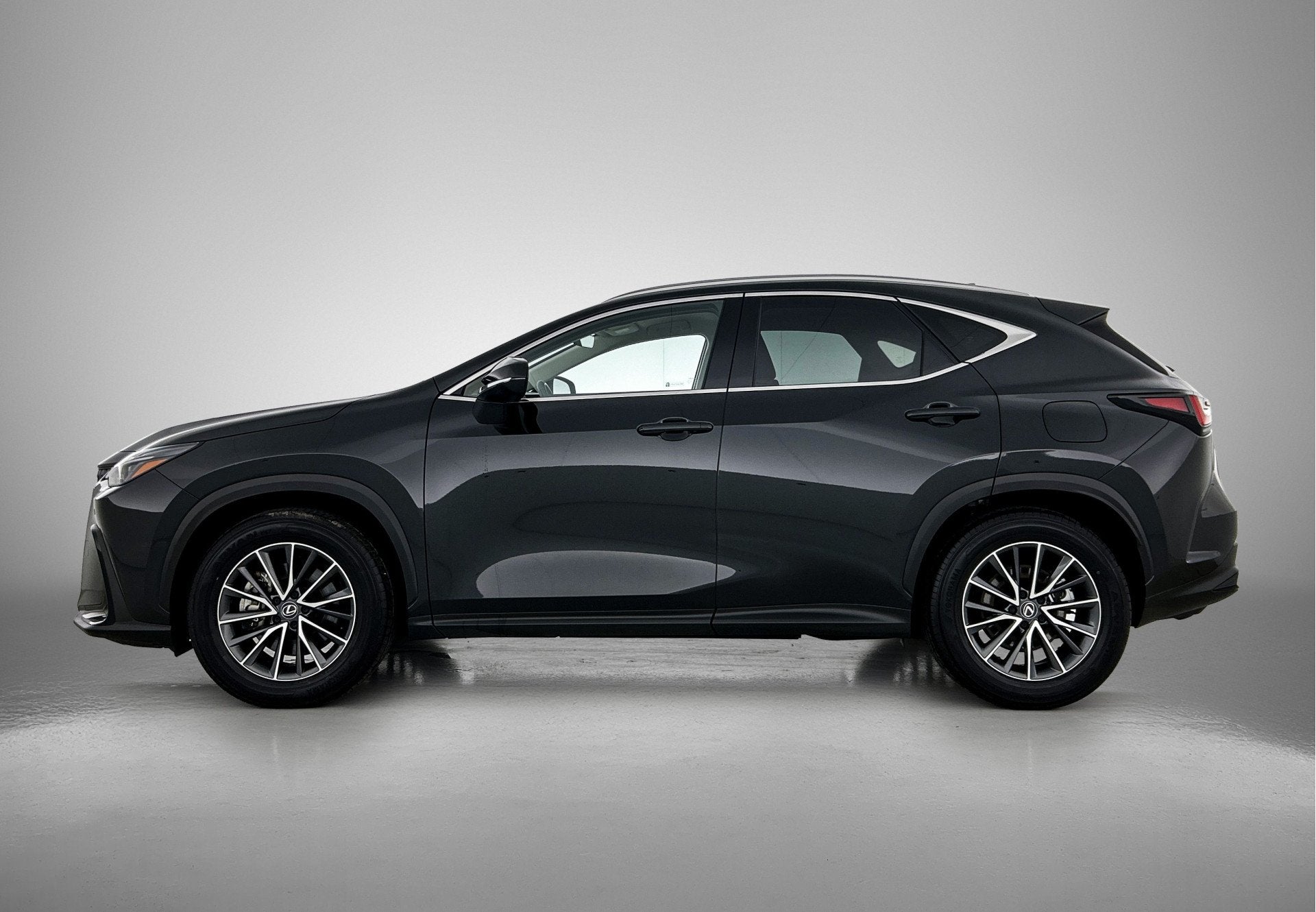 Lexus NX 450h+ AWD Luxury Line | Trekhaak 1.500 kg | Stoel-, Auto's, Lexus, Automaat, 12 maanden, Automatische klimaatregeling
