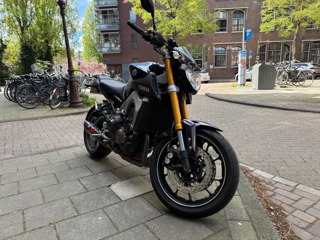 Yamaha MT09, Motoren, Sportuitlaat, Motorrijbewijs A, 3 cilinders, Particulier