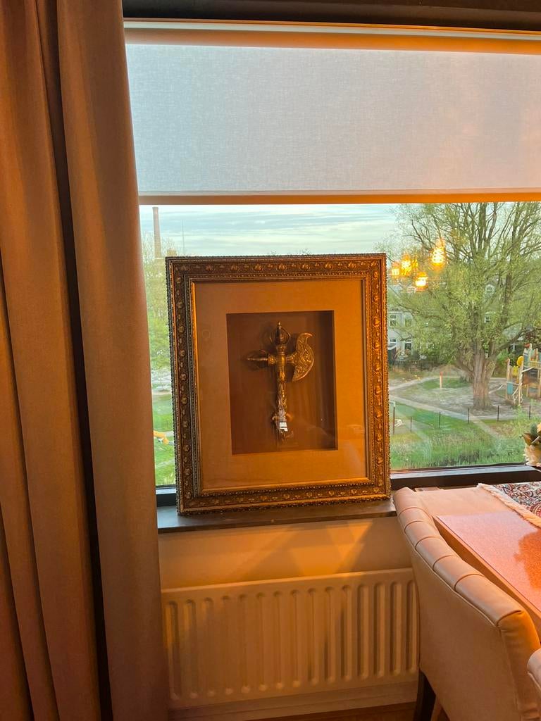 Mooie Tibetaanse geluk voorwerp in lijst, Ophalen, Zo goed als nieuw, Hout, Minder dan 50 cm