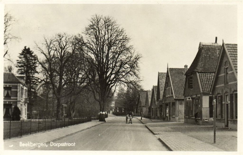 Beekbergen, Dorpsstraat - TABAK - 1947 gelopen, Verzenden, 1940 tot 1960, Gelopen, Gelderland