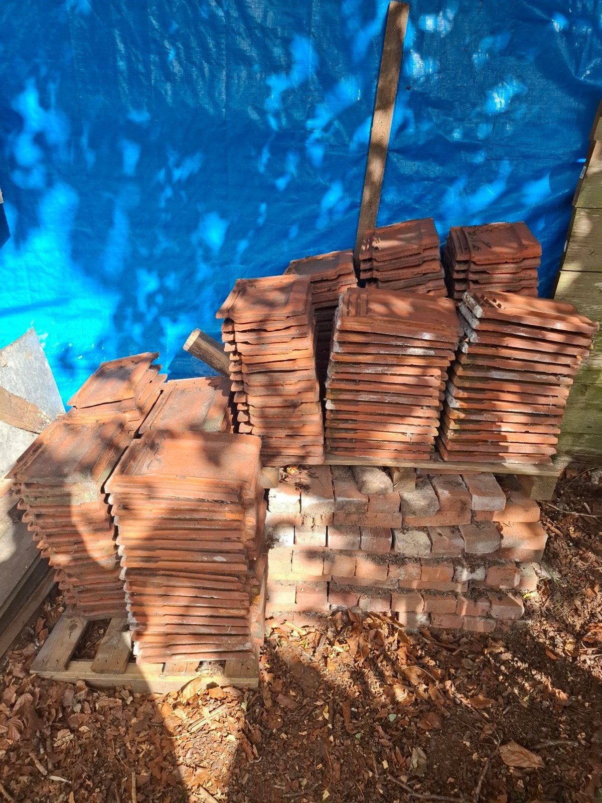 Gratis: Ruim 150 gebruikte dakpannen De Valk nr. 14059, Ophalen