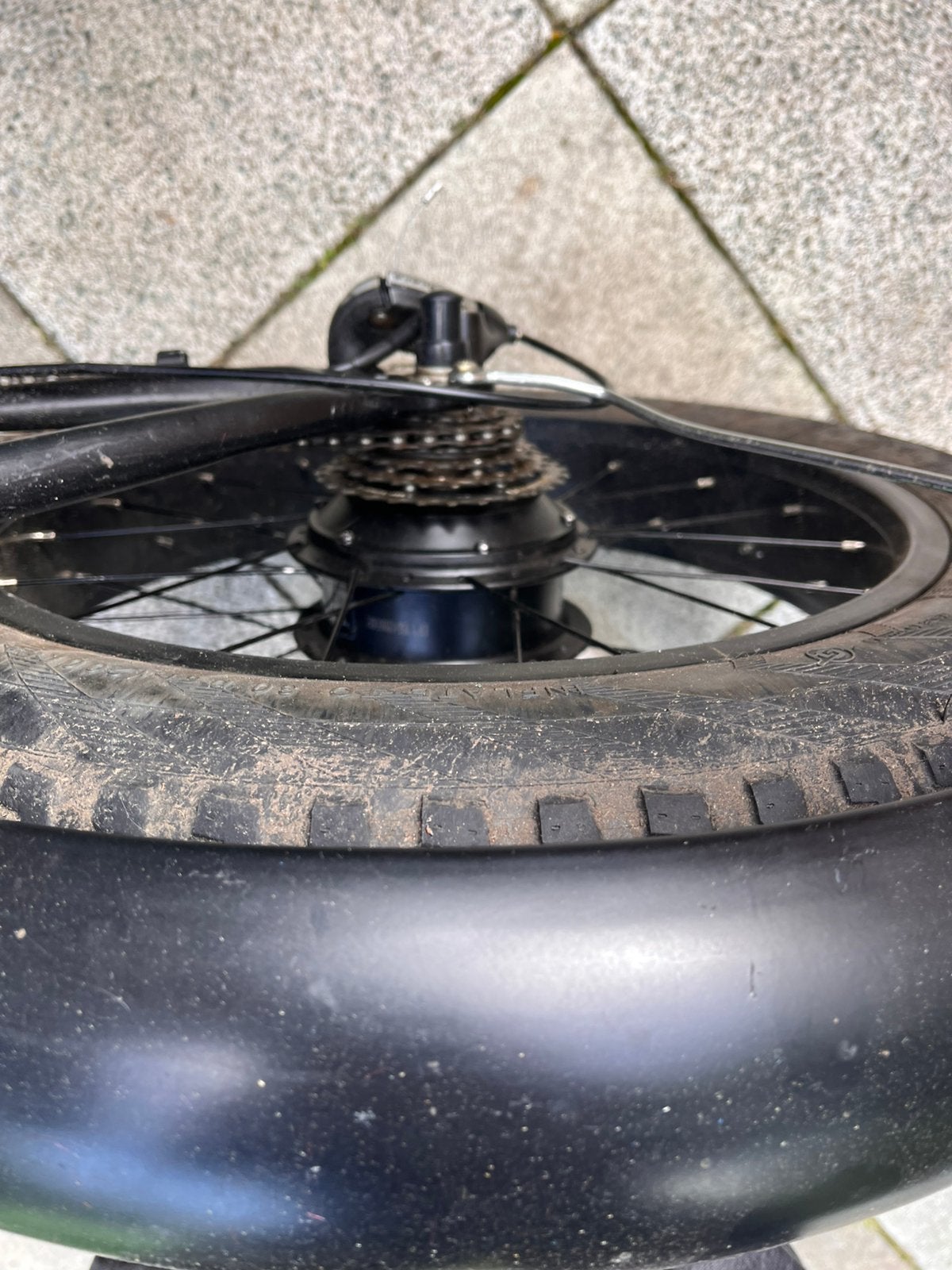 Elektrische fiets/ fatbike, Ophalen, Zo goed als nieuw, Elektrische fiets, Motor