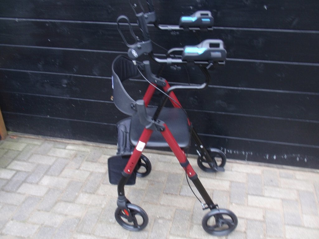 Rollator, Schaalrollator, Sta recht op rollator, Ophalen, Lichtgewicht, Zo goed als nieuw