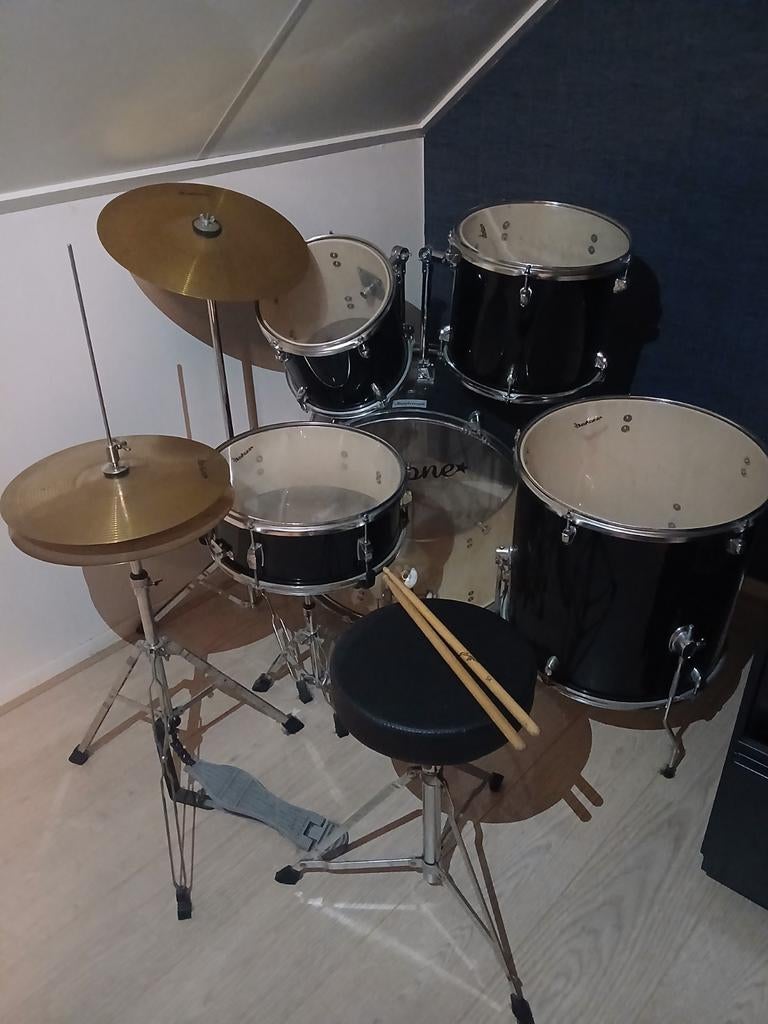 Compleet drumstel met bekkens en kruk, Muziek en Instrumenten, Drumstellen en Slagwerk, Ophalen, Gebruikt, Overige merken