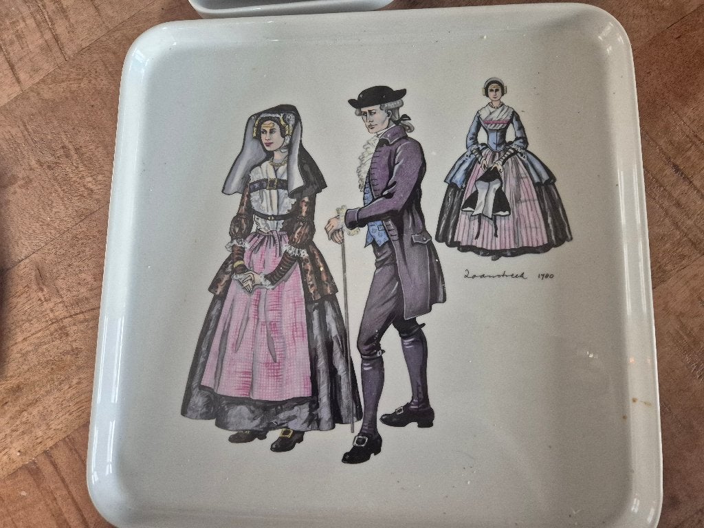 gebaksstel klederdracht, Antiek en Kunst, Ophalen of Verzenden