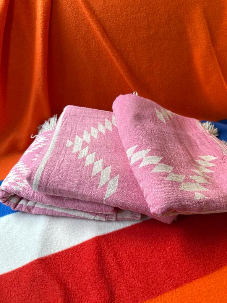Zacht Roze Hamamdoek met Wit Patroon, Ophalen of Verzenden, Nieuw, Wit, Handdoek