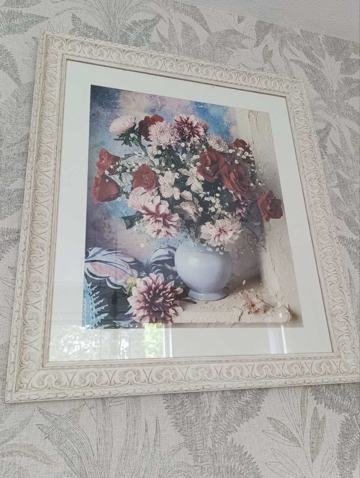 Barokken witte bewerkt schilderij met bloemen, lijst, Ophalen