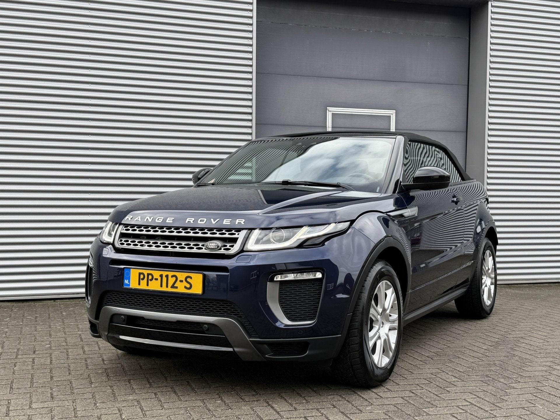 Land Rover Range Rover Evoque Convertible 2.0 TD4 HSE Dynami, Automaat, 2005 kg, Gebruikt, Leder