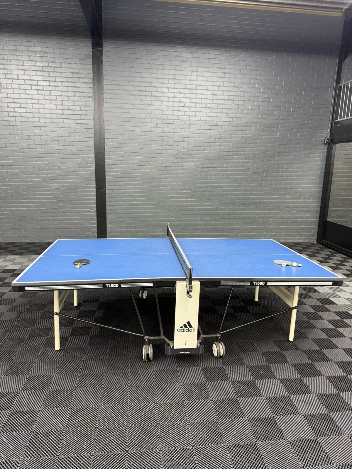Adidas TI-600 Pingpongtafel, Sport en Fitness, Tafeltennis, Ophalen, Zo goed als nieuw, Tafel Outdoor