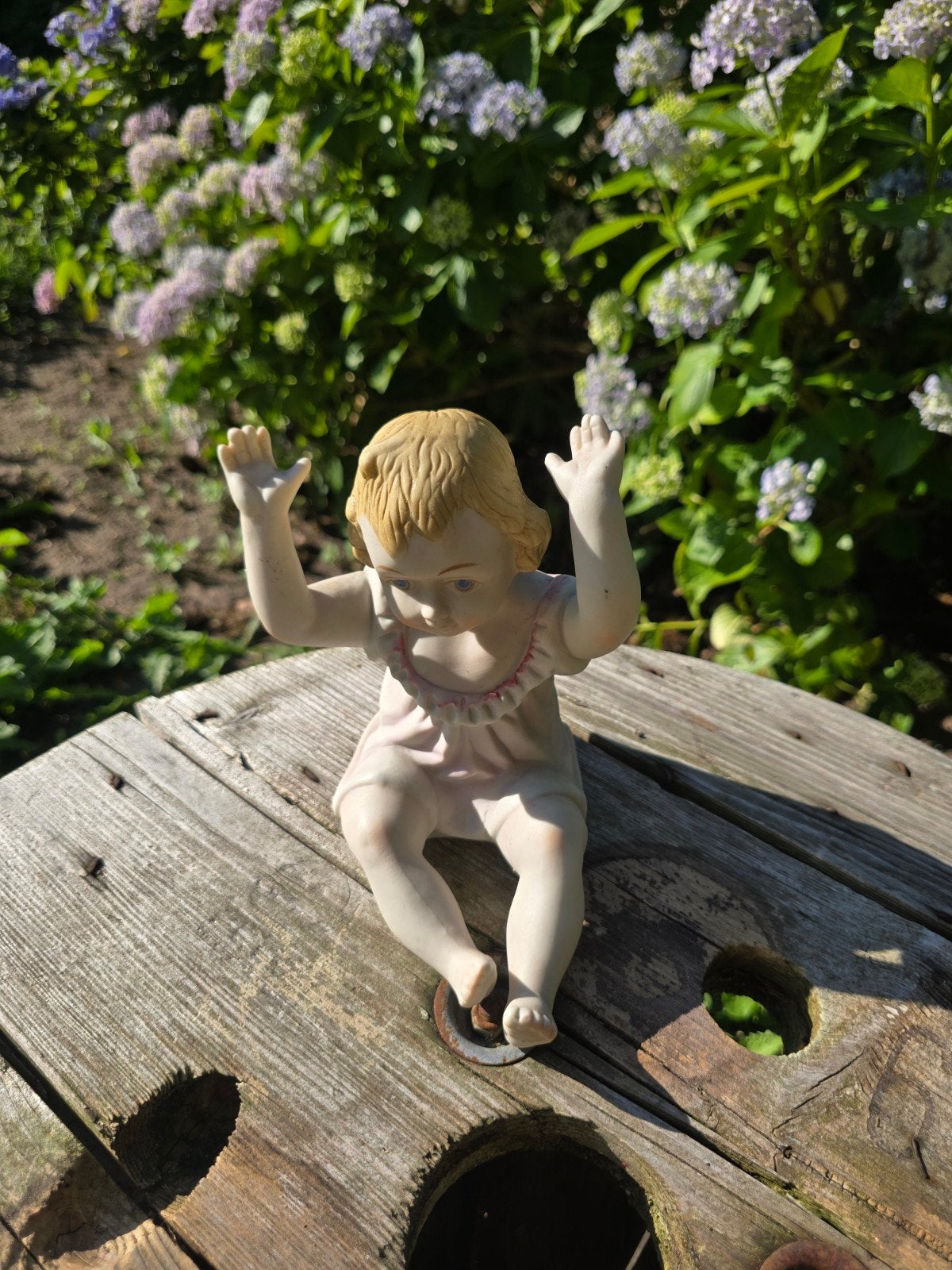 Piano baby,viscuit porselein,18 cm hoog,in 100% staat, Antiek en Kunst, Ophalen of Verzenden