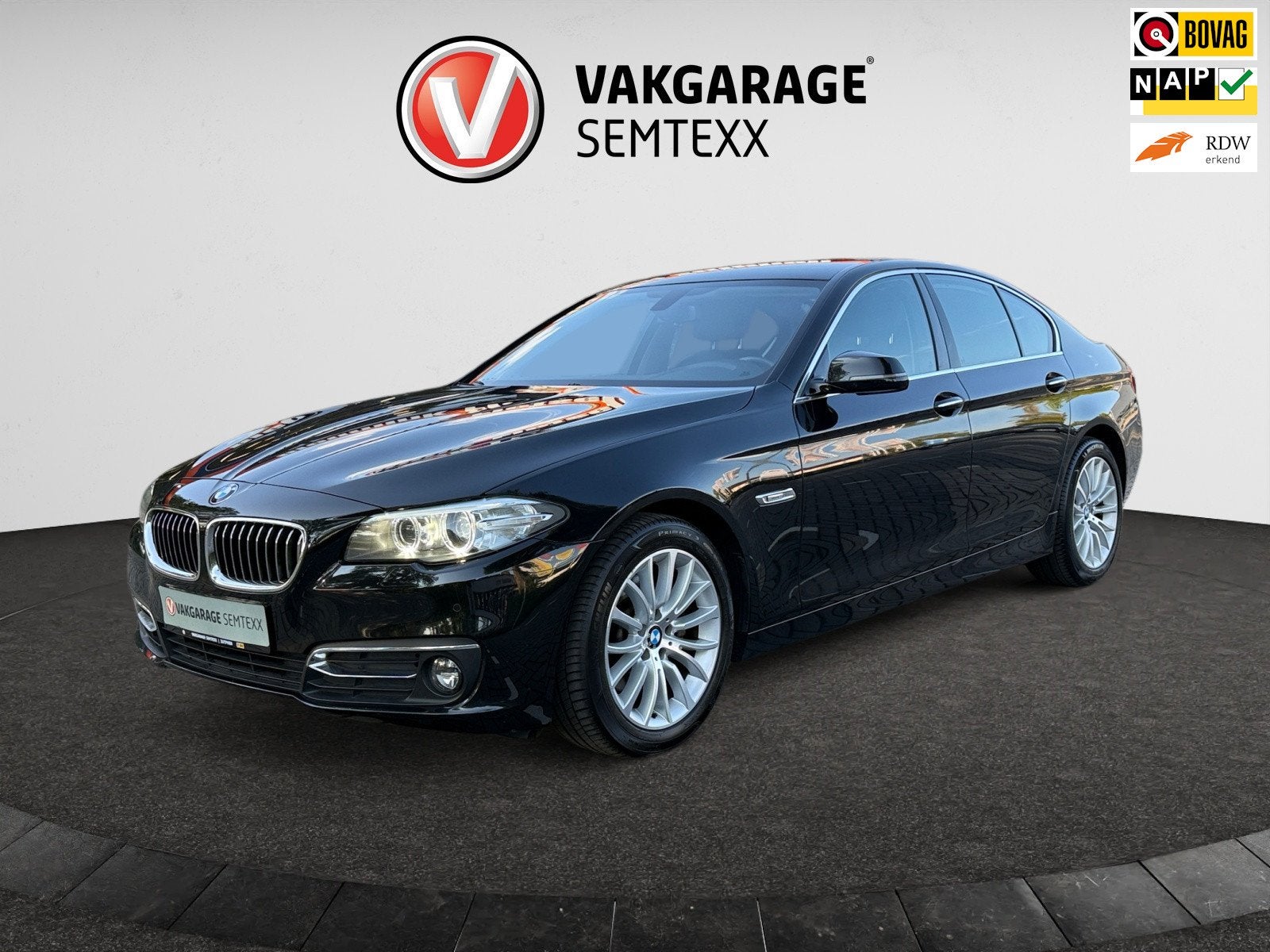 BMW 5-serie 520i Luxury Edition | Zeer Netjes | Distributiek, Auto's, BMW, Automaat, Achterwielaandrijving, Gebruikt, 4 cilinders