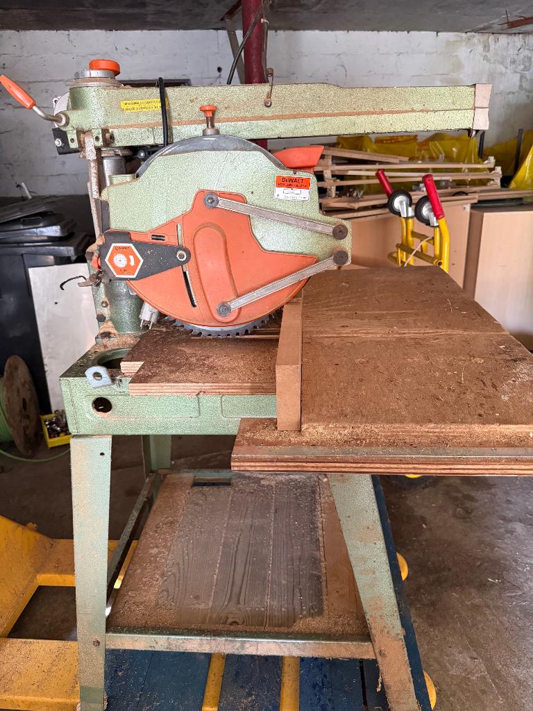 dewalt afkortzaag 1370, Doe-het-zelf en Verbouw, Gereedschap | Zaagmachines, Ophalen, Gebruikt, Dewalt, Afkortzaag