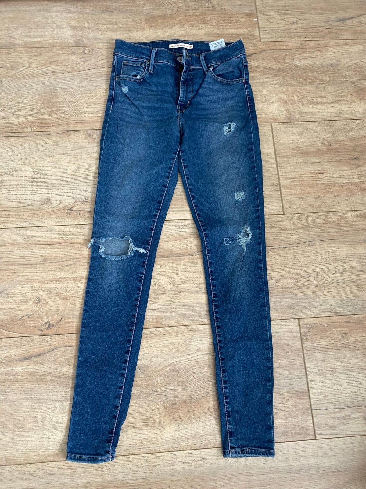 Levi's 720 High Rise Super Skinny Jeans W26, Verzenden, Zo goed als nieuw, Blauw, W27 (confectie 34) of kleiner