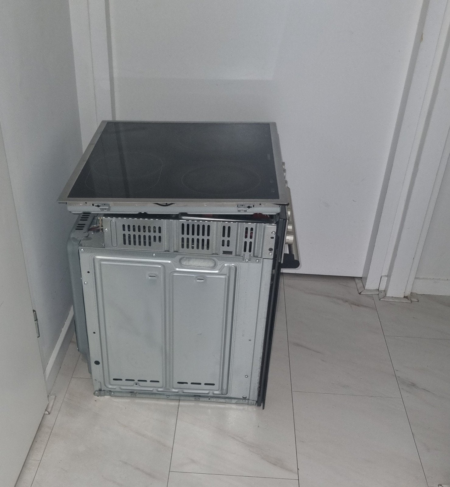 Siemens inbouw keramisch fornuis met heteluchtoven, Witgoed en Apparatuur, Ophalen, Keramisch, 4 kookzones, Zo goed als nieuw