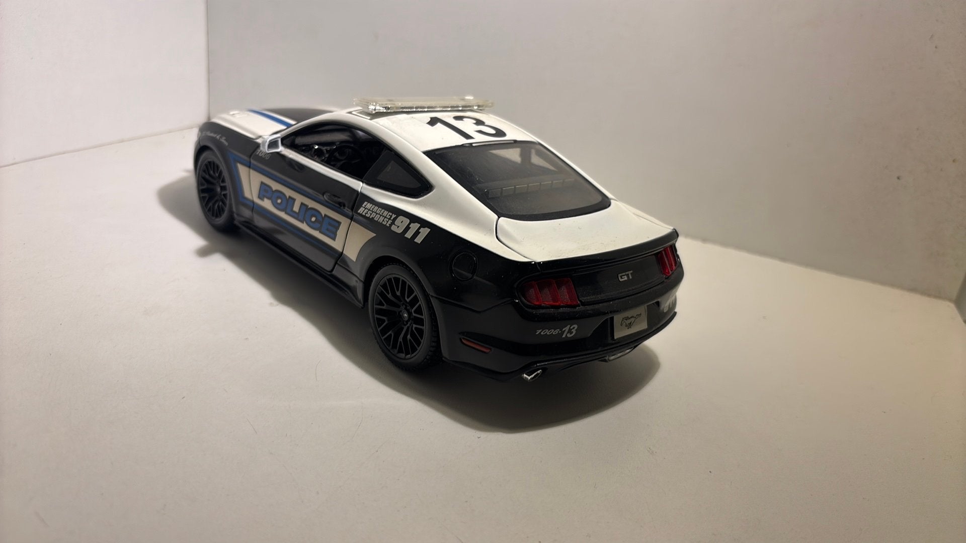 Ford mustang gt 2015 police maisto 1.18, Hobby en Vrije tijd, Maisto, Ophalen of Verzenden, A, A