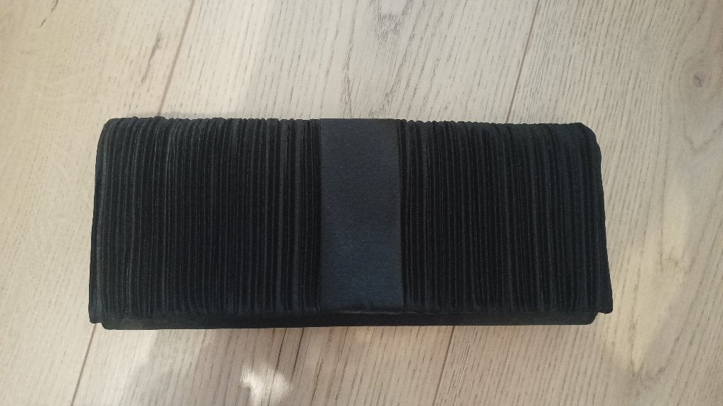 Mooie tas/clutch voor een gala/bruiloft!, Ophalen of Verzenden, Zo goed als nieuw, Zwart, Avondtasje