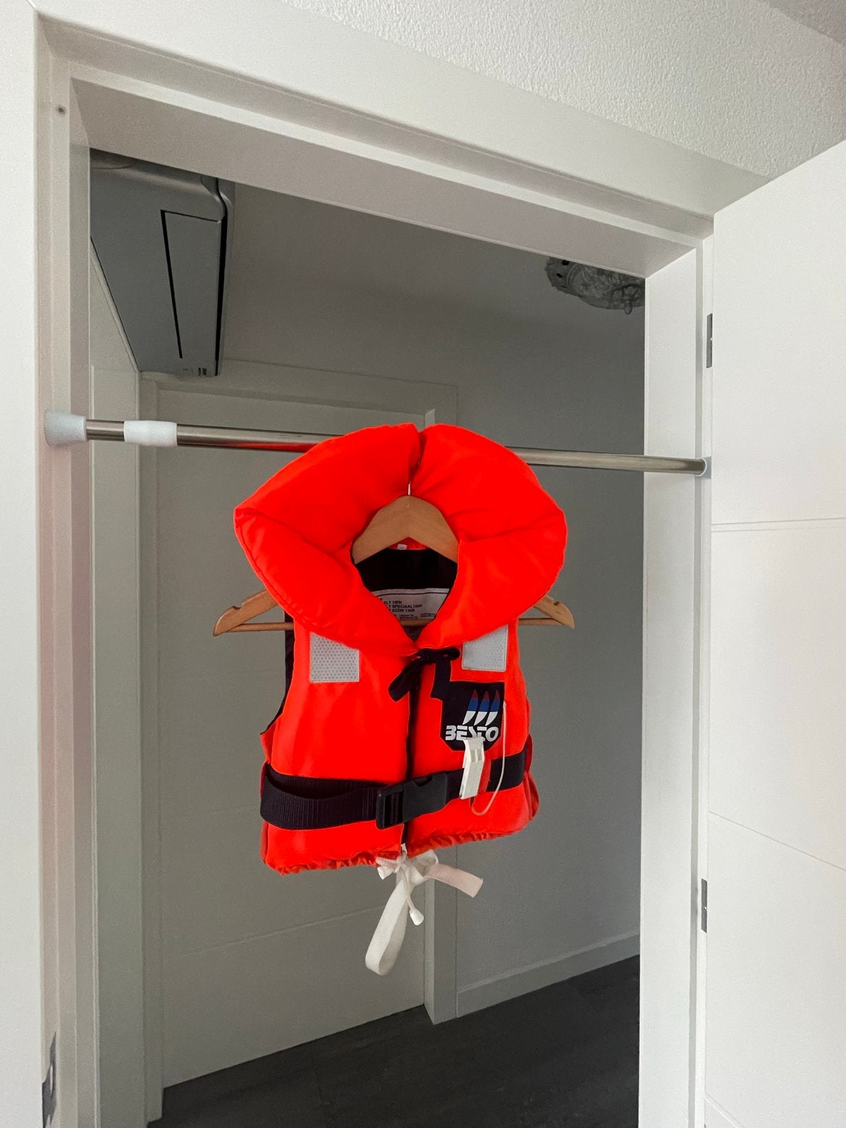 Besto Reddingsvest 100N - Maat 2 (15-20 kg)met fluitje, Ophalen of Verzenden, Zo goed als nieuw, Overige typen